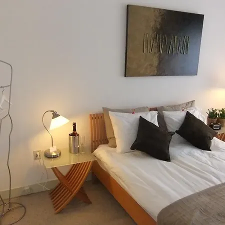 Bed & Breakfast Graaf Van Den Bosch *
